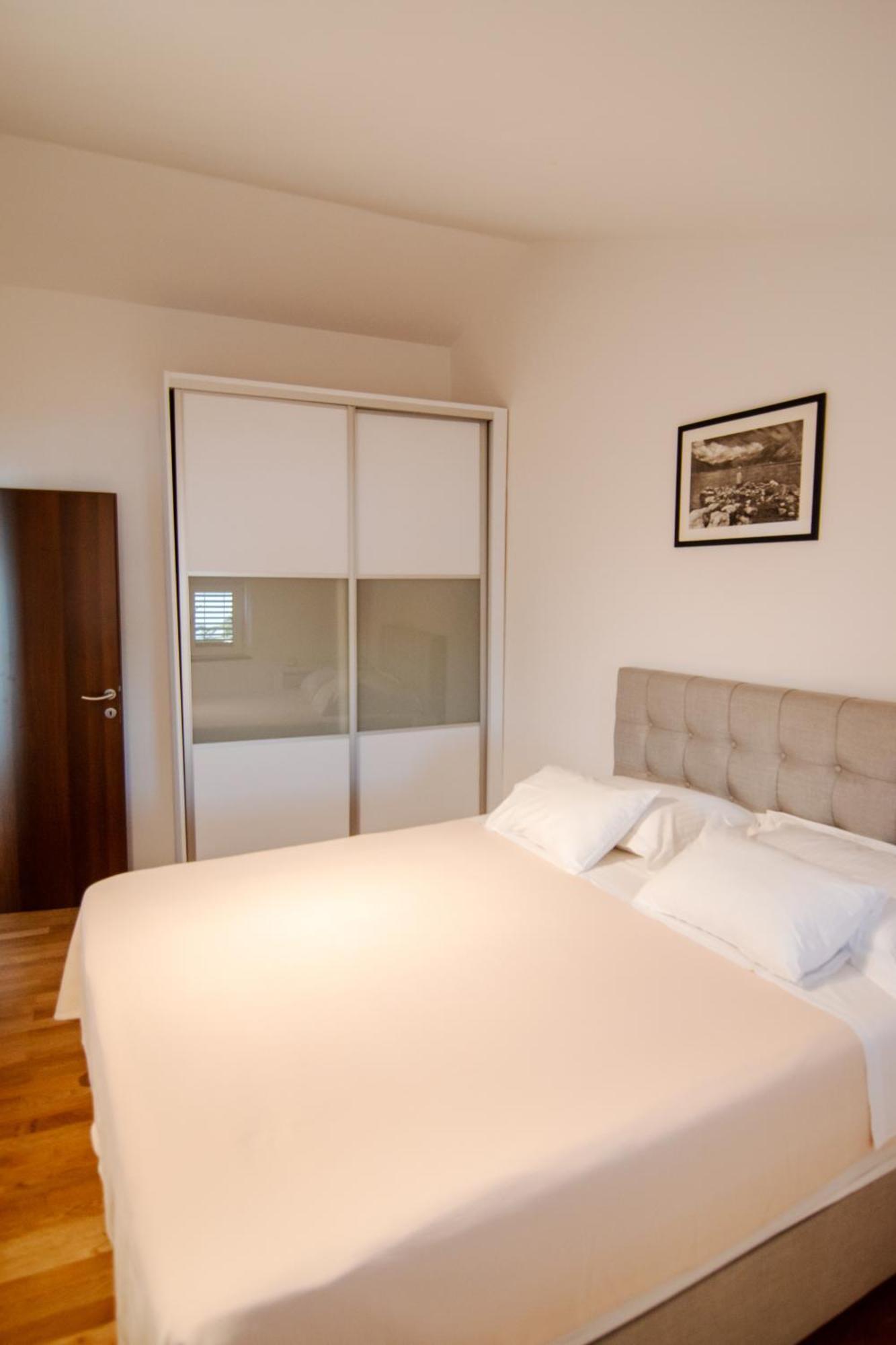 City Center Apartments Tivat Dış mekan fotoğraf