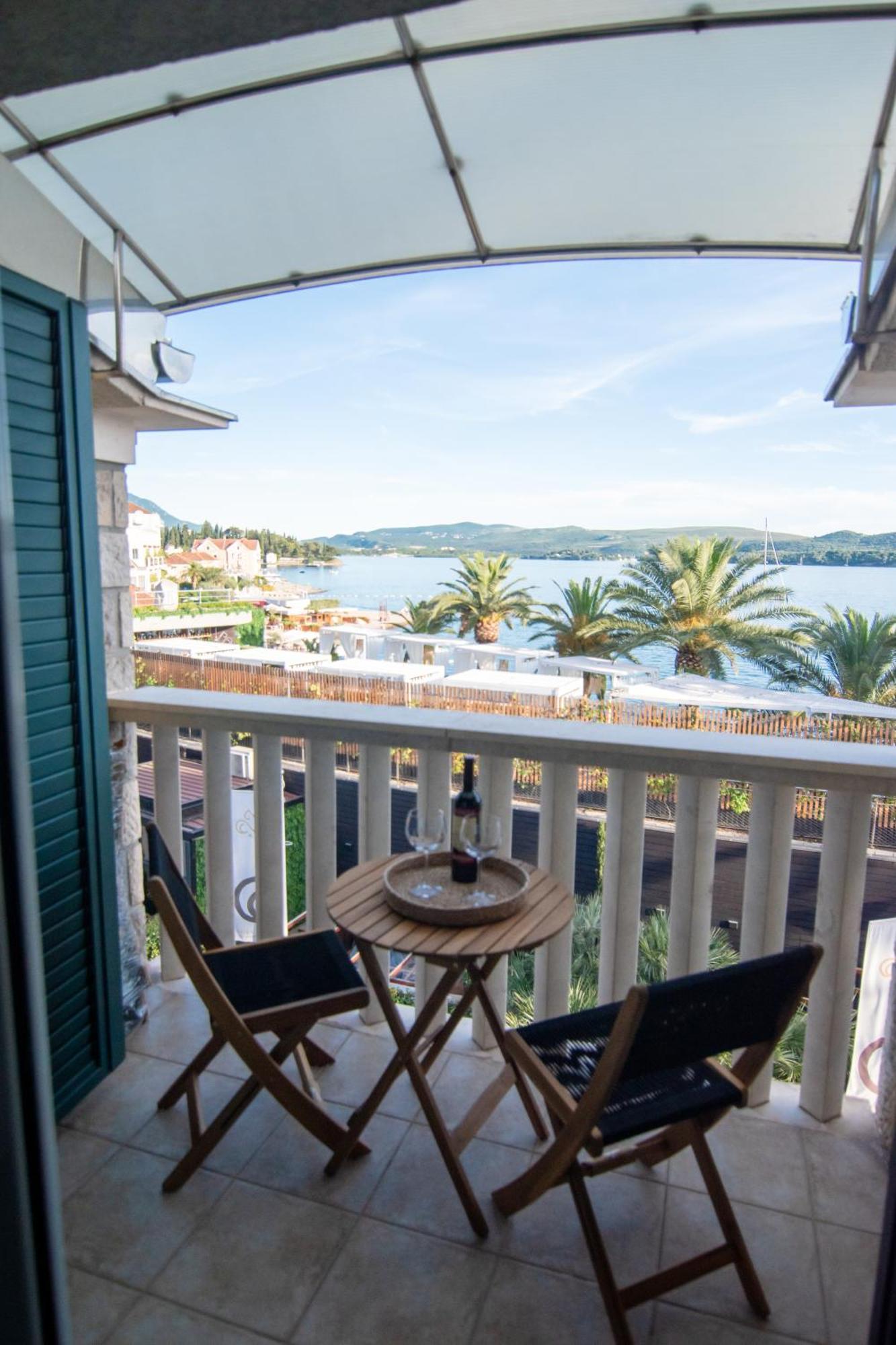City Center Apartments Tivat Dış mekan fotoğraf