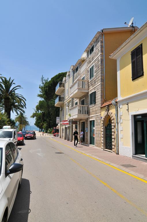 City Center Apartments Tivat Dış mekan fotoğraf